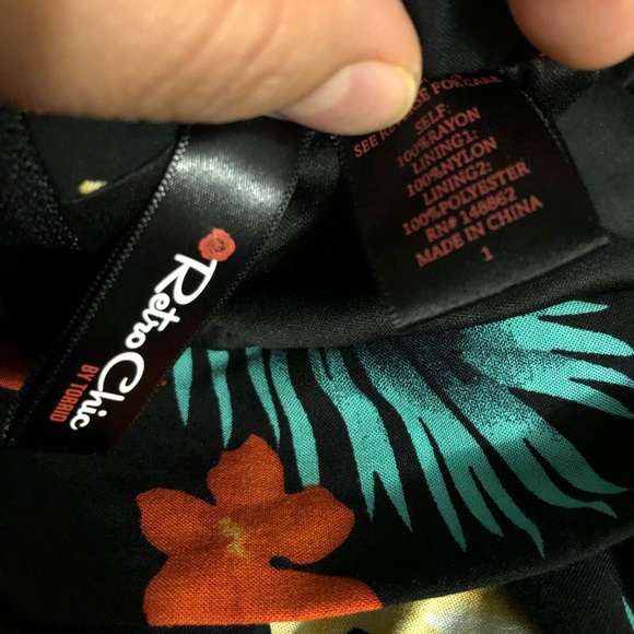 Torrid / Retro Chic Tropical vintage style skirt - Picture 4 of 4